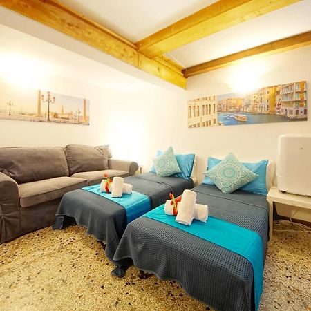 Campo San Polo Apartment Rialto Venezia Esterno foto