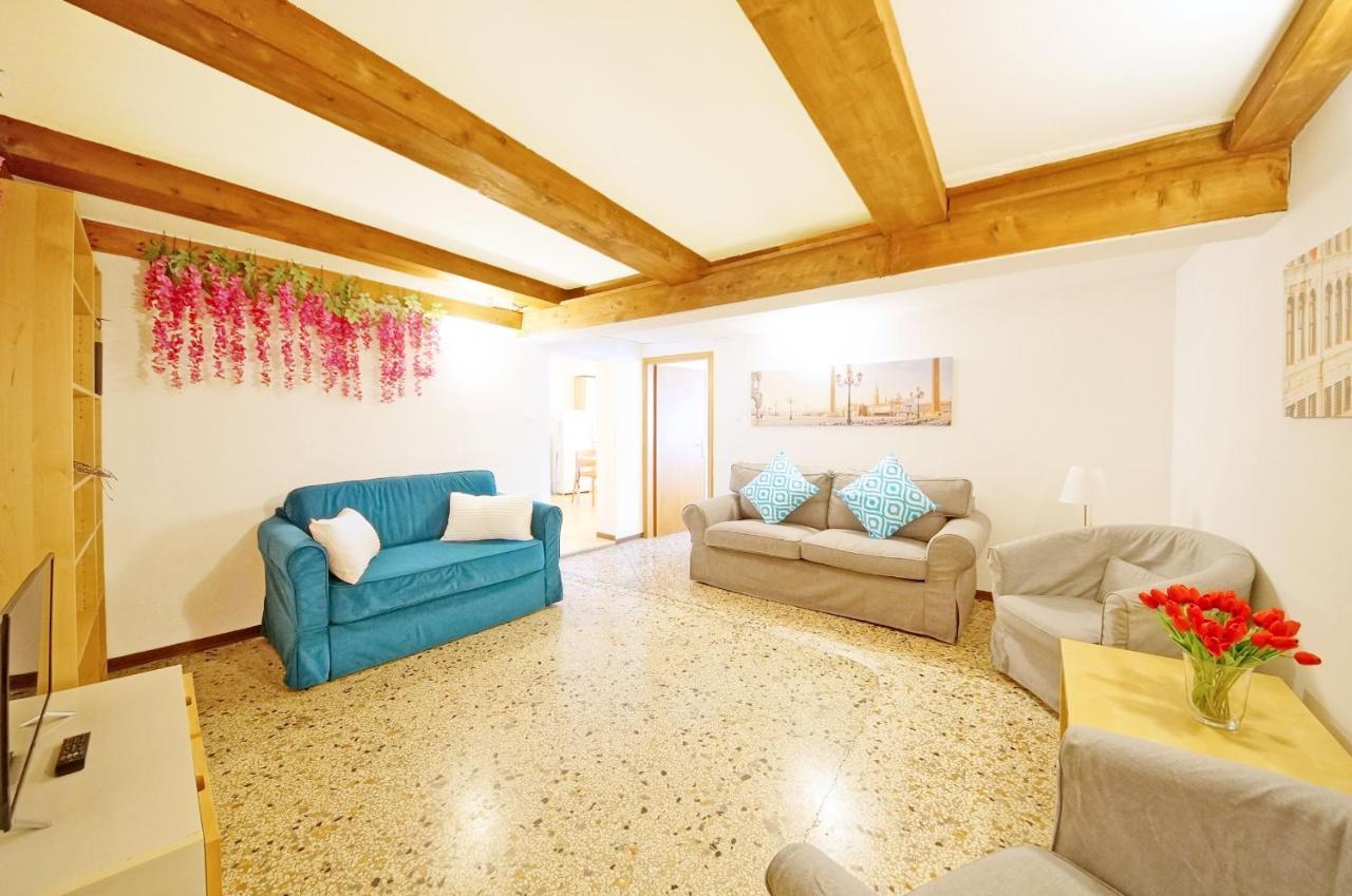 Campo San Polo Apartment Rialto Venezia Esterno foto