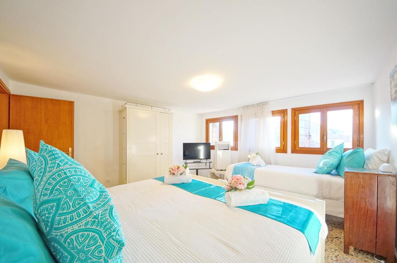 Campo San Polo Apartment Rialto Venezia Esterno foto