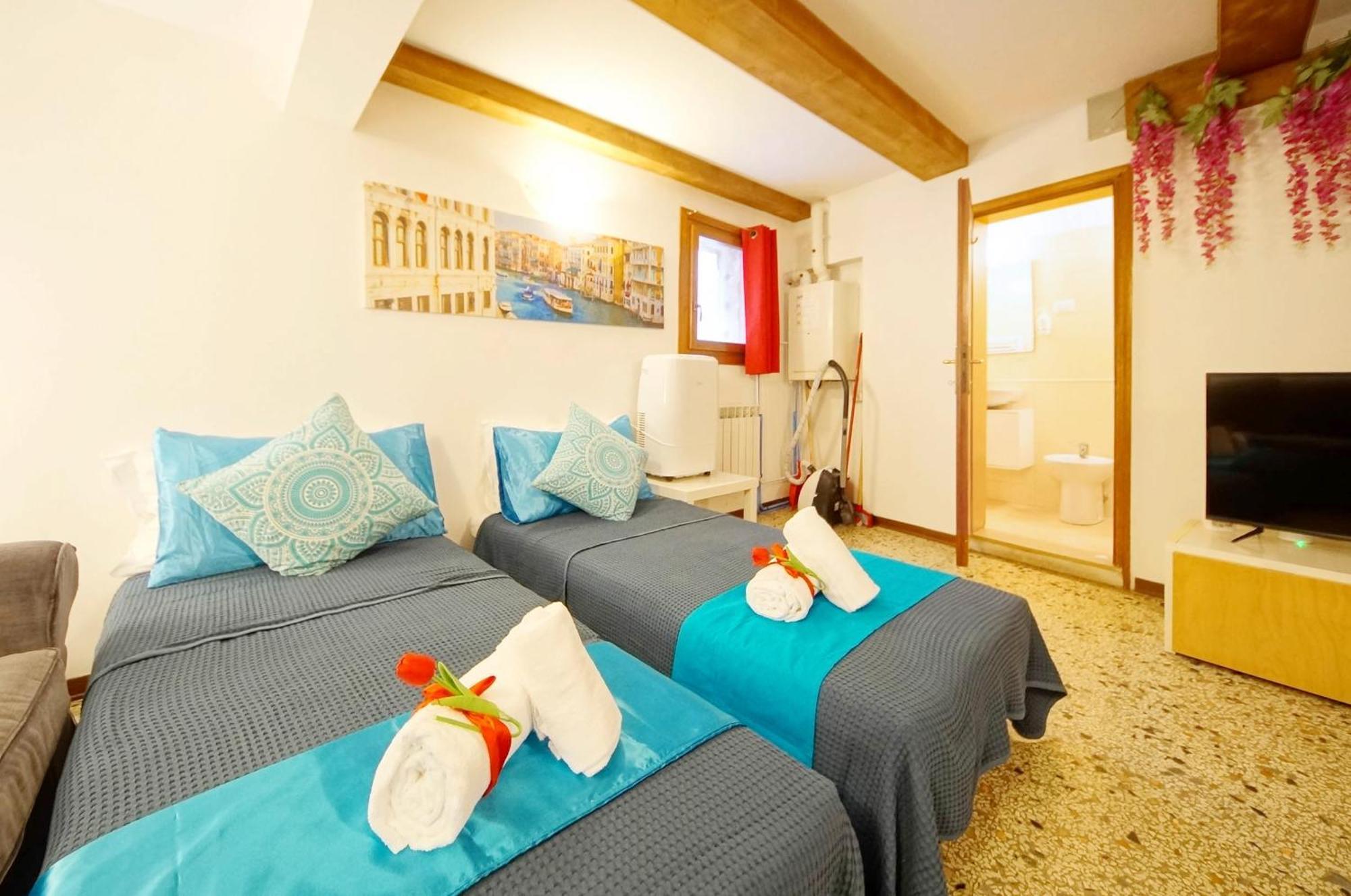 Campo San Polo Apartment Rialto Venezia Esterno foto